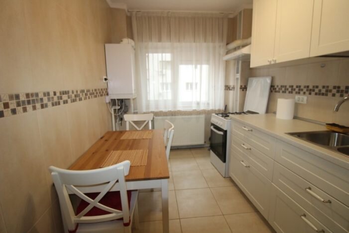 Universitate Inchiriere apartament 3 camere bloc 1980 centrala proprie