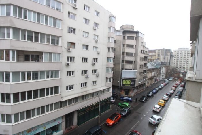 Universitate Inchiriere apartament 3 camere bloc 1980 centrala proprie